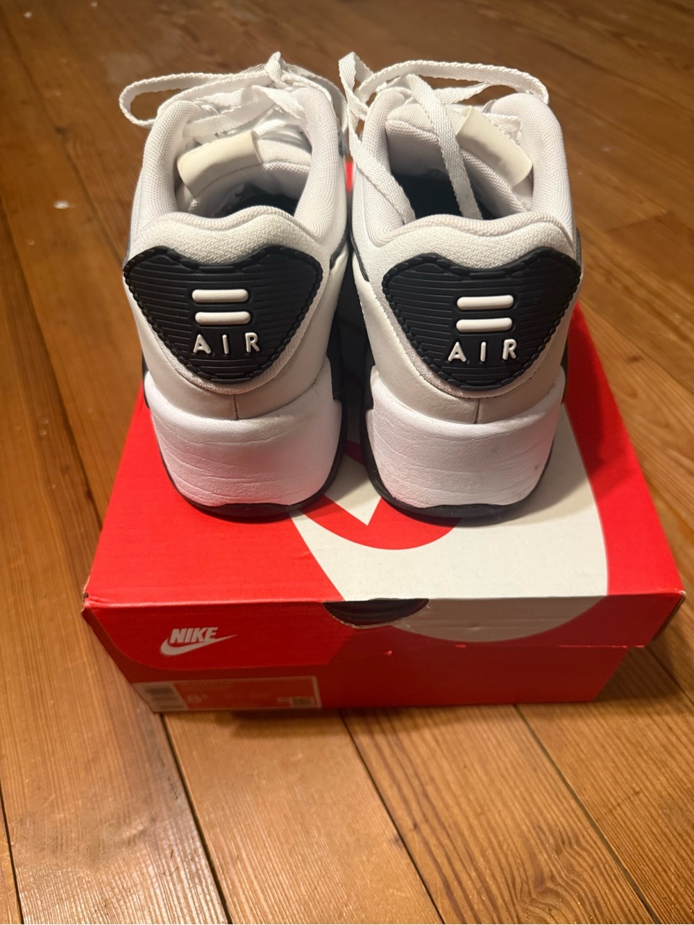 Nike Airmax 90 LV8 - Picture 9 of 9